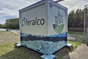 Container