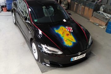 Tesla Sardinien